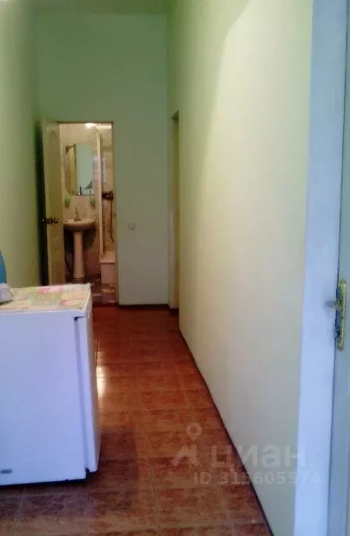 Комната Крым, Феодосия бул. Старшинова, 1 (12.0 м) - Фото 1