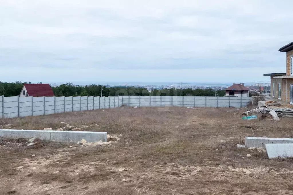 Участок в Севастополь ул. Почетная, 7 (8.0 сот.) - Фото 1