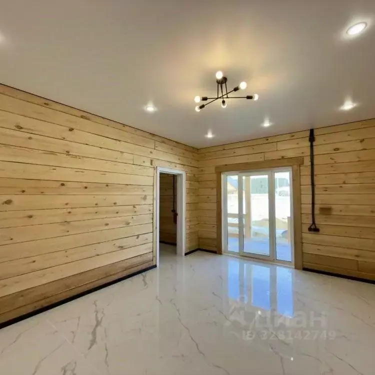 Дом в Иркутская область, Иркутский муниципальный округ, д. Лыловщина  ... - Фото 1