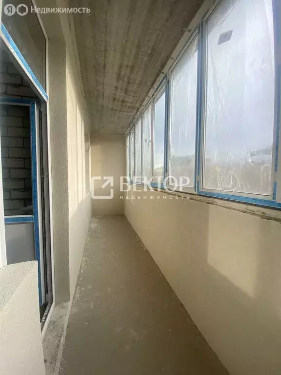 1-комнатная квартира: Иваново, улица Красных Зорь, 8 (64 м) - Фото 0