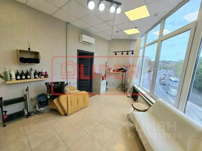 Офис в Севастополь ул. Пожарова, 16 (17 м) - Фото 2