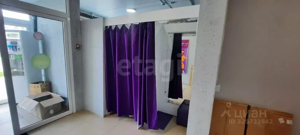 Помещение свободного назначения в Тюменская область, Тюмень ул. ... - Фото 1