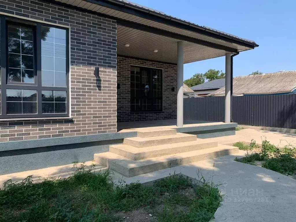 Дом в Краснодарский край, Анапа муниципальный округ, с. Юровка ул. ... - Фото 2