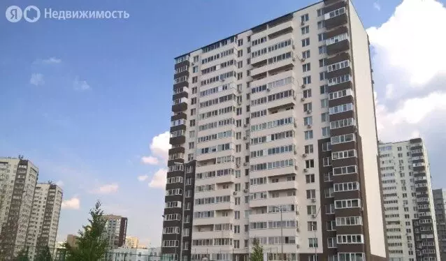 2-комнатная квартира: Тюмень, улица Вадима Бованенко, 3 (54.8 м) - Фото 2