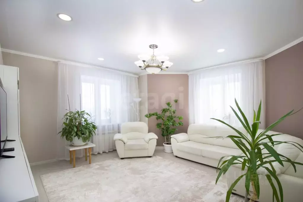 2-к кв. Калужская область, Калуга ул. Кубяка, 9к8 (64.4 м) - Фото 2