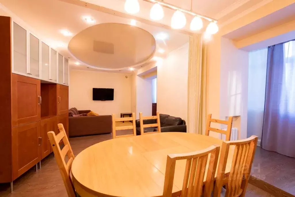 3-к кв. Татарстан, Казань Габдуллы Тукая ул., 75г (90.0 м) - Фото 1