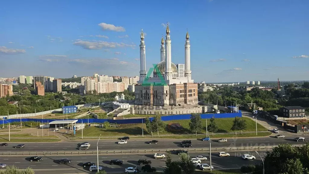 2-к кв. Башкортостан, Уфа Коммунистическая ул., 115/1 (57.6 м) - Фото 0