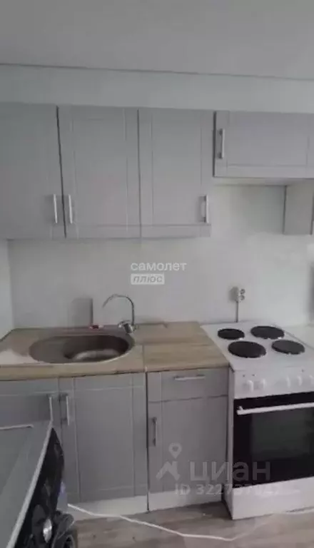 Комната Тюменская область, Тюмень ул. Станционная, 24 (13.0 м) - Фото 1