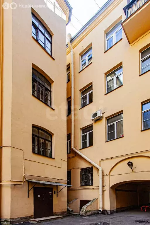 2-комнатная квартира: Санкт-Петербург, 1-я линия Васильевского ... - Фото 2