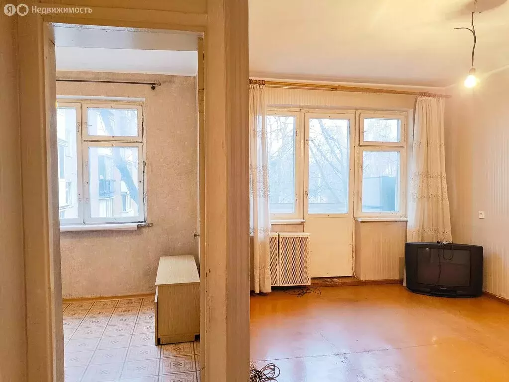 3-комнатная квартира: Калининград, улица Чекистов, 120 (58 м) - Фото 1