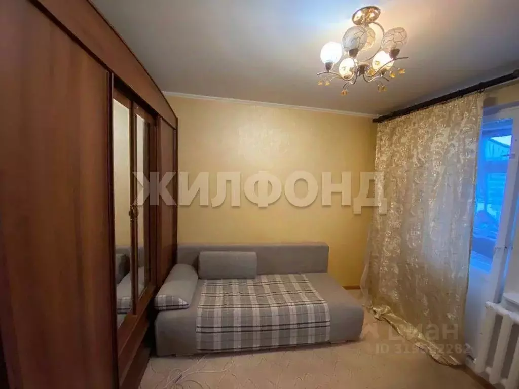 3-к кв. Ханты-Мансийский АО, Когалым Ленинградская ул., 33 (62.0 м) - Фото 2