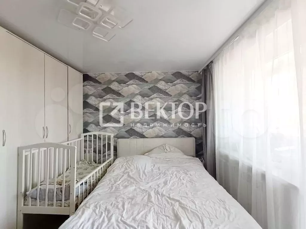 4-к. квартира, 76 м, 9/10 эт. - Фото 1