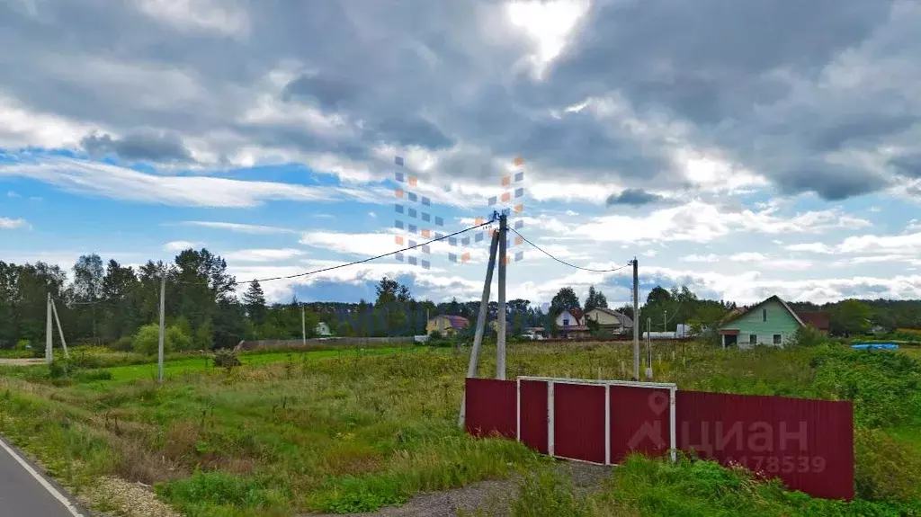 Участок в Московская область, Можайский муниципальный округ, д. ... - Фото 1
