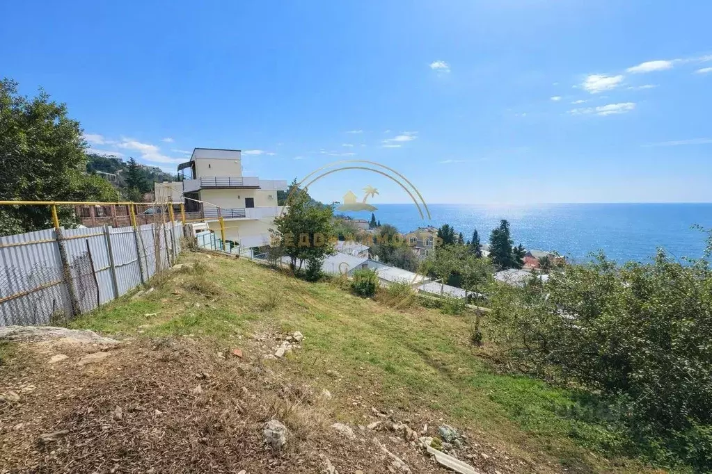 Участок в Крым, Ялта муниципальный округ, Кореиз пгт ш. ... - Фото 2