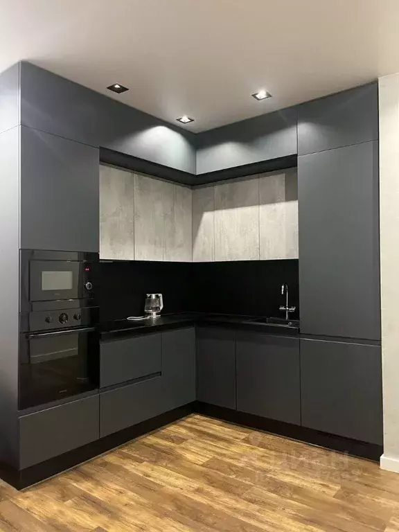 2-к кв. Сахалинская область, Южно-Сахалинск Горная ул., 8к6 (54.3 м) - Фото 1