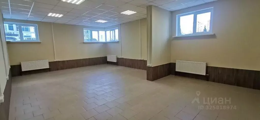 Офис в Краснодарский край, Краснодар ул. Шоссе Нефтяников, 18к1 (65 м) - Фото 1