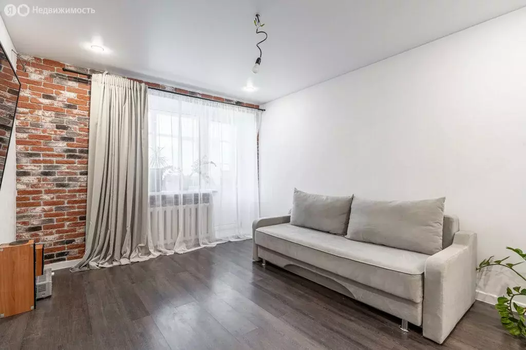 2-комнатная квартира: Казань, улица Голубятникова, 30 (46 м) - Фото 0