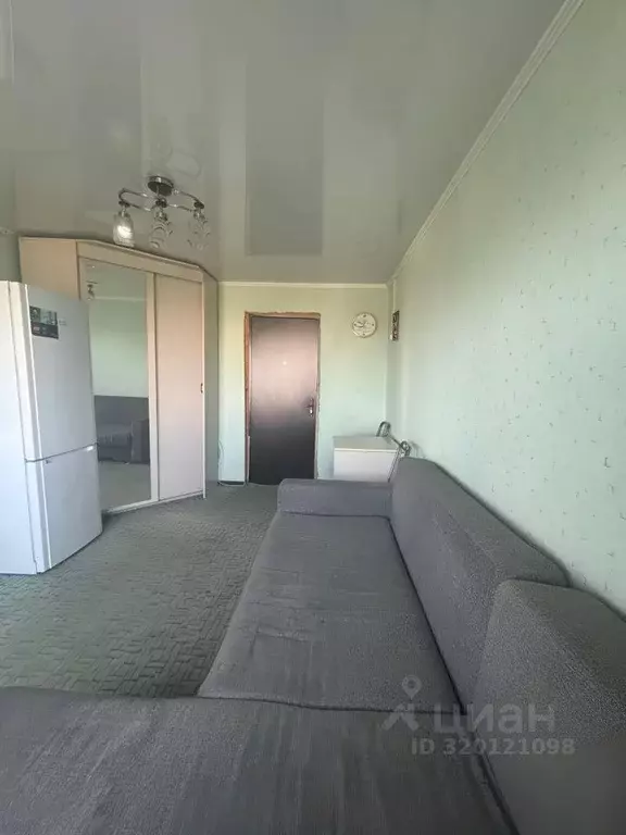 Комната Алтайский край, Барнаул ул. Антона Петрова, 197 (13.0 м) - Фото 1