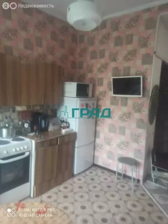 3-комнатная квартира: Белово, улица Тельмана, 8 (72.4 м) - Фото 0