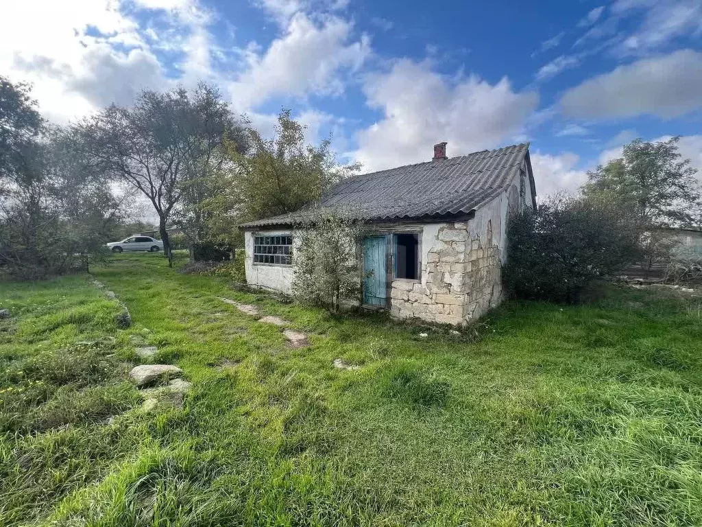 Дом в Крым, Ленинский район, с. Красногорка ул. Садовая (45 м) - Фото 1