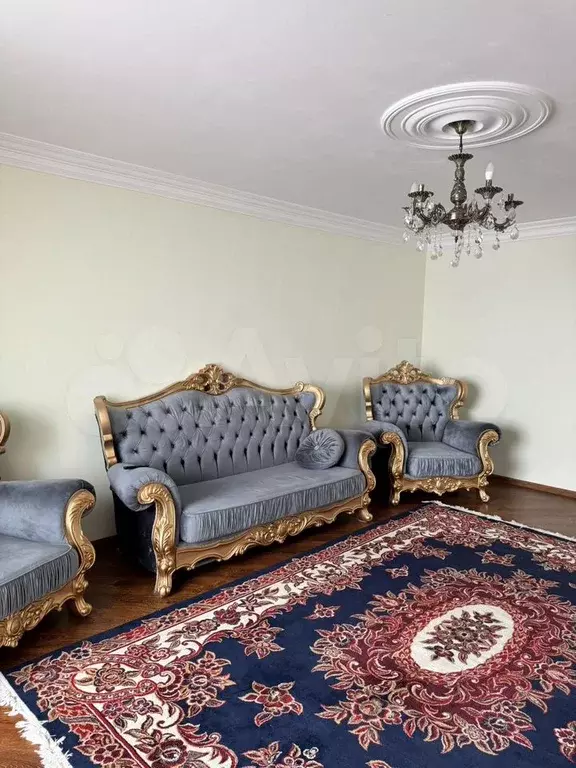 2-к. квартира, 68 м, 7/10 эт. - Фото 0