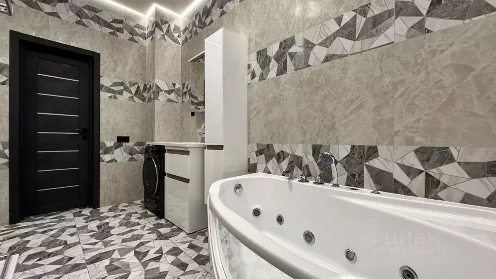 1-к кв. Карелия, Сортавала ул. Ленина, 1 (52.0 м) - Фото 2