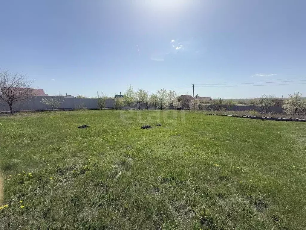 Участок в Белгородская область, Старый Оскол пер. Горняшка, 3 (15.0 ... - Фото 1