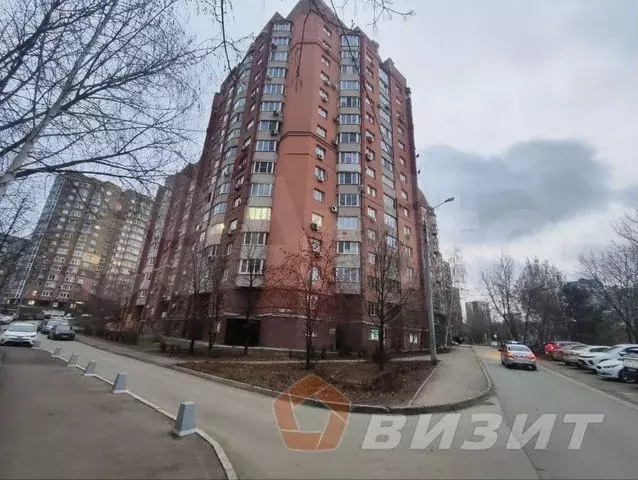 Продам торговое помещение, 268 м - Фото 0