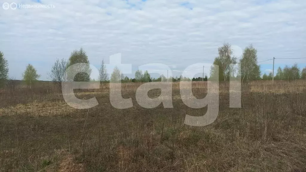Участок в сельское поселение Воскресенское, деревня Лошачье (561.3 м) - Фото 0
