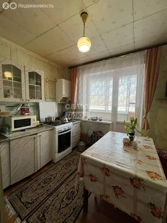 3-комнатная квартира: посёлок Новое Атлашево, улица 70 лет Октября, 21 ... - Фото 1