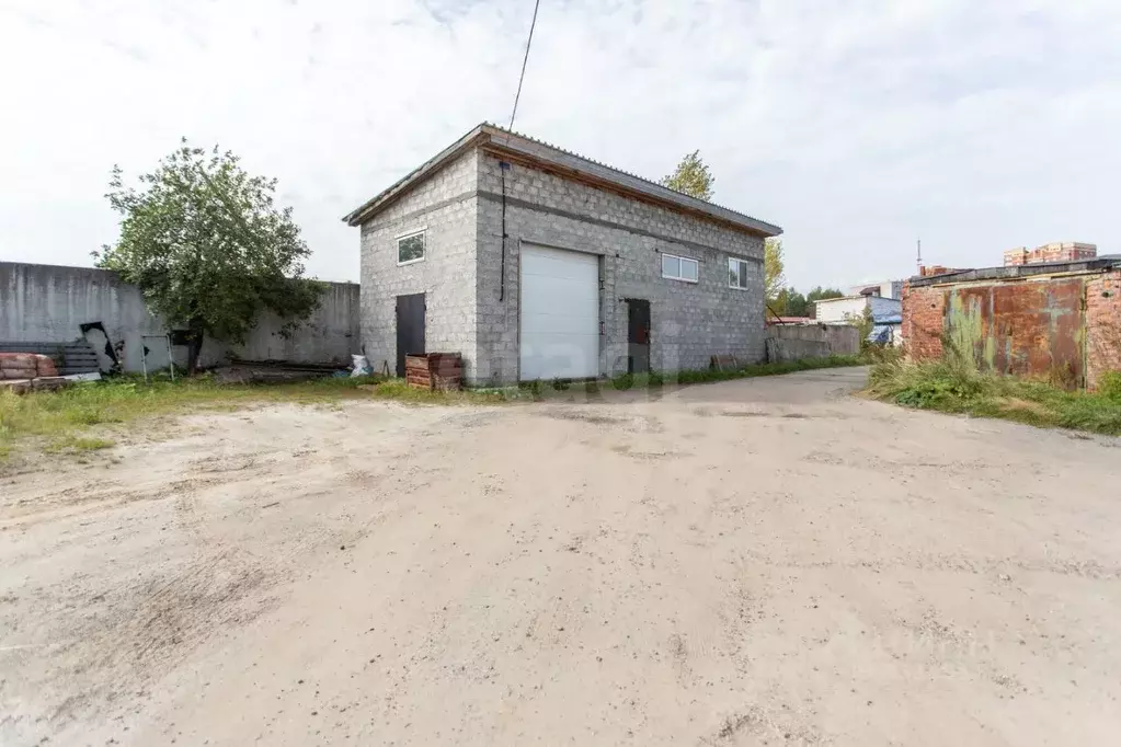 Гараж в Тюменская область, Тобольск ул. 2-я Северная, 51 (79 м) - Фото 1
