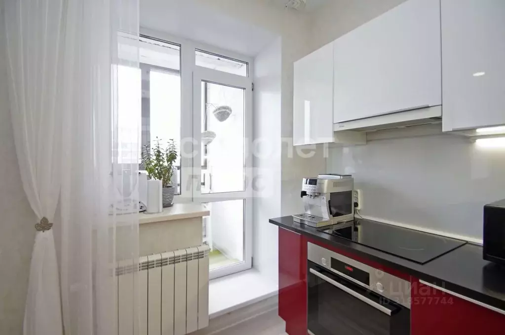 3-к кв. Омская область, Омск ул. Перелета, 32 (54.0 м) - Фото 1