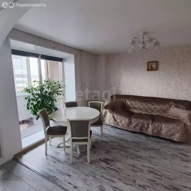 4-комнатная квартира: Абакан, улица Щетинкина, 63 (72.5 м) - Фото 0