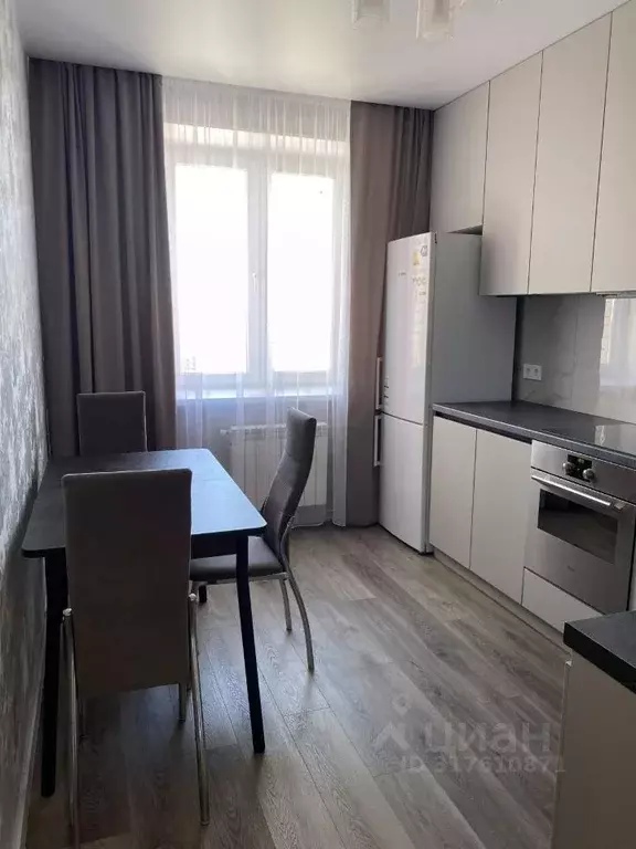 2-к кв. Алтайский край, Барнаул ул. Энтузиастов, 59 (55.0 м) - Фото 1