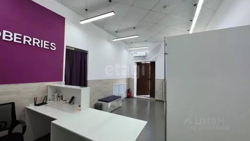 Помещение свободного назначения в Свердловская область, ... - Фото 1