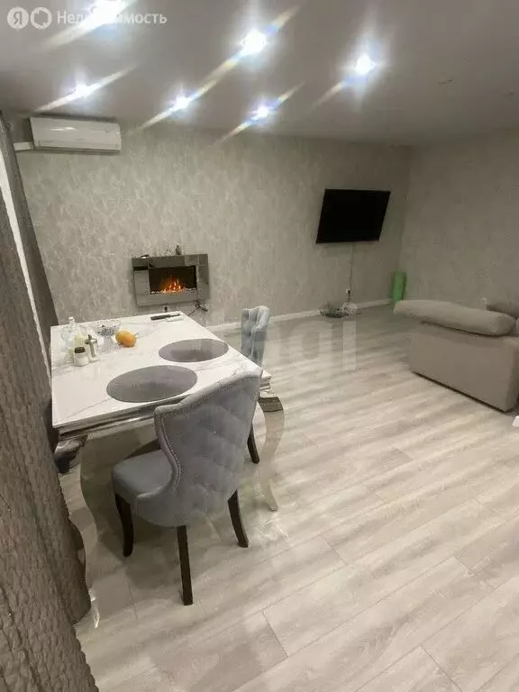 3-комнатная квартира: Рыбинск, улица Моторостроителей, 21 (64 м) - Фото 2