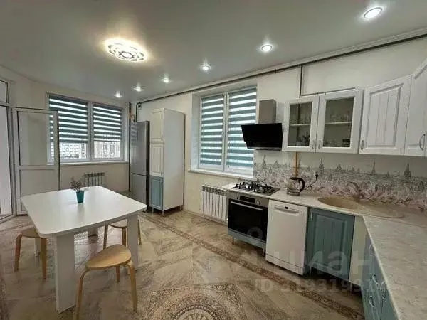 2-к кв. Краснодарский край, Анапа ул. Поликарпова, 2к7 (72.0 м) - Фото 0