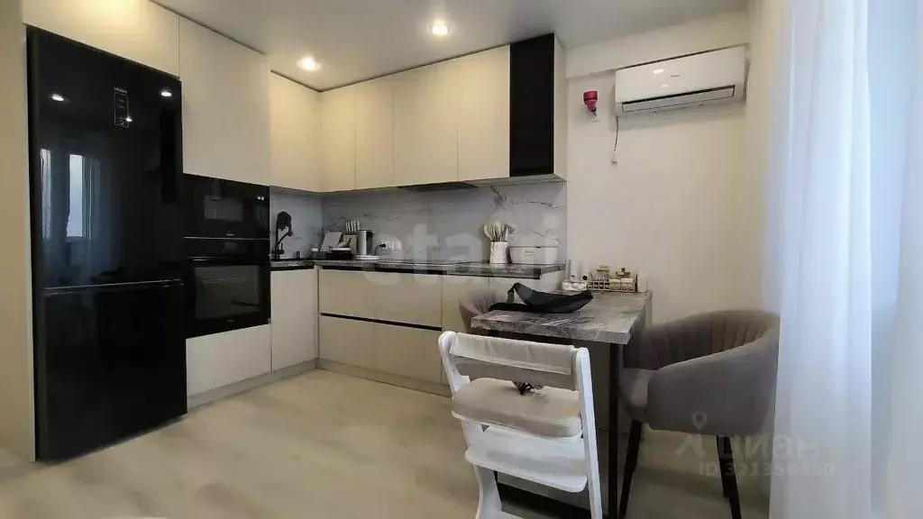 2-к кв. Татарстан, Набережные Челны 65-й комплекс, 15 (44.5 м) - Фото 1