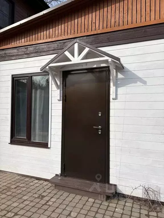 Комната Ленинградская область, Выборг Поперечный пер., 10 - Фото 2