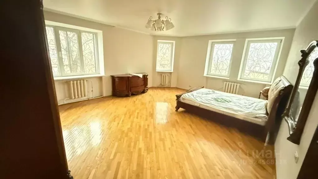 3-к кв. Ставропольский край, Пятигорск ул. Власова, 12 (98.3 м) - Фото 1