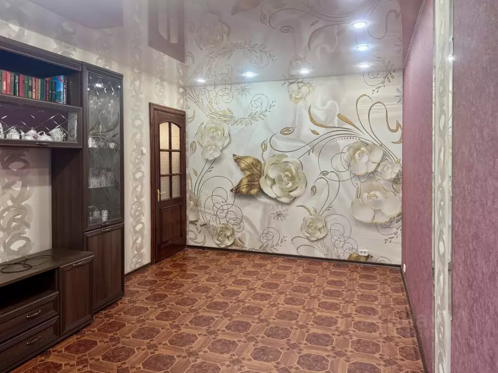 2-к кв. Псковская область, Псков Юбилейная ул., 64 (52.6 м) - Фото 2