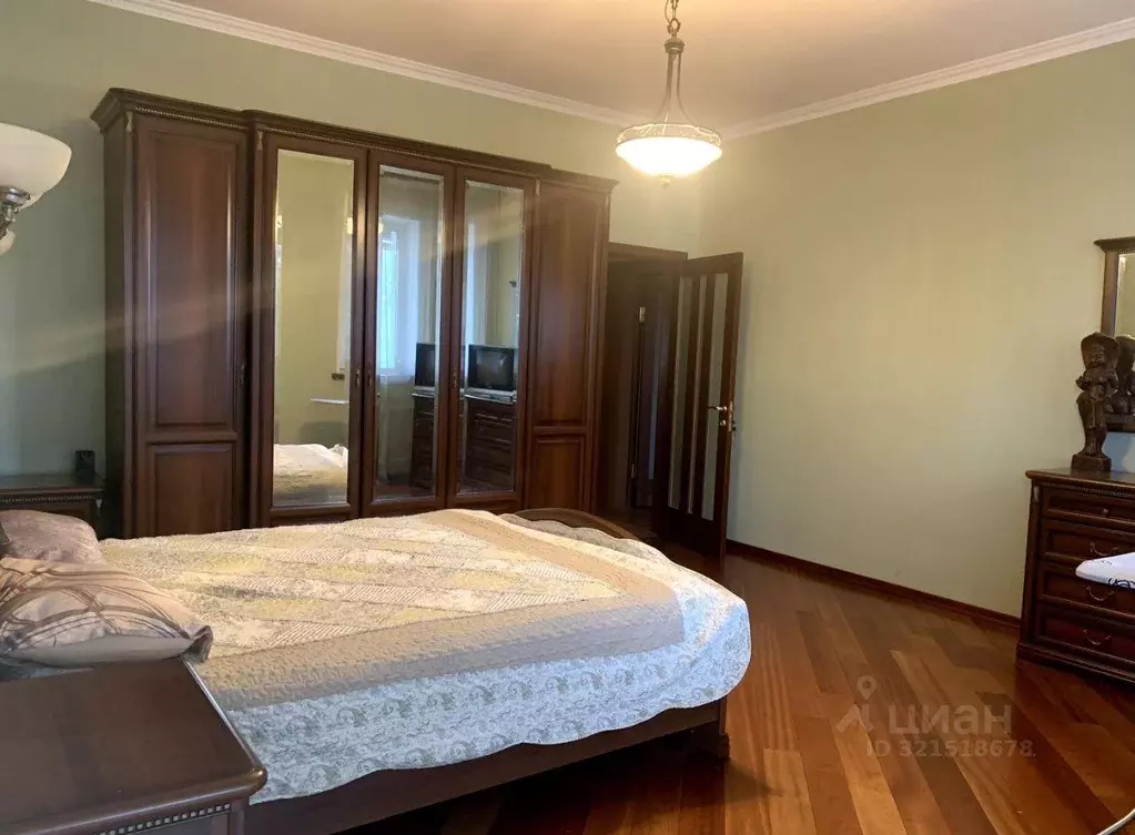 Коттедж, 341.5 м - Фото 1