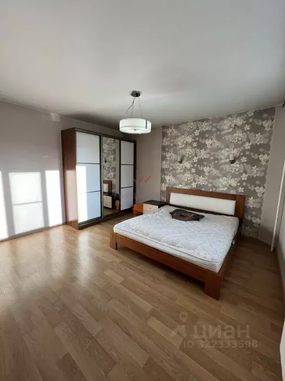 2-к кв. Хакасия, Абакан ул. Карла Маркса, 57 (78.0 м) - Фото 1