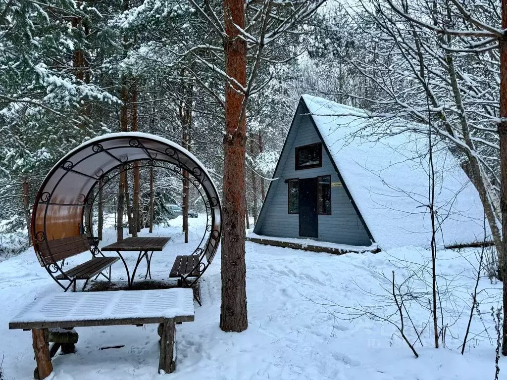 Дом в Тверская область, Калязинский муниципальный округ, д. Устье ул. ... - Фото 1