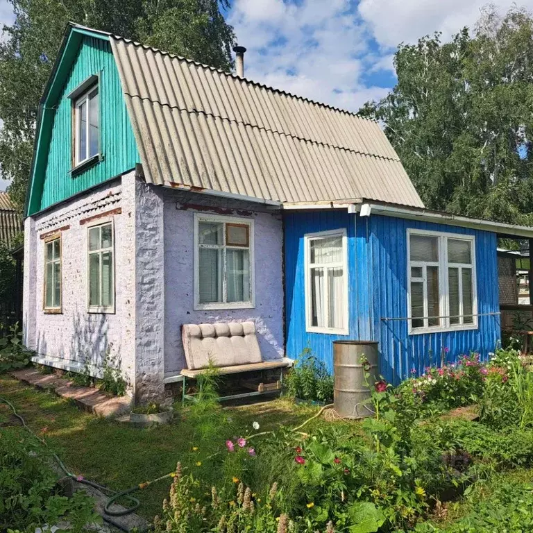 Дом в Омская область, Омск Ивушка СНТ, аллея 4-я, 122 (50 м) - Фото 0