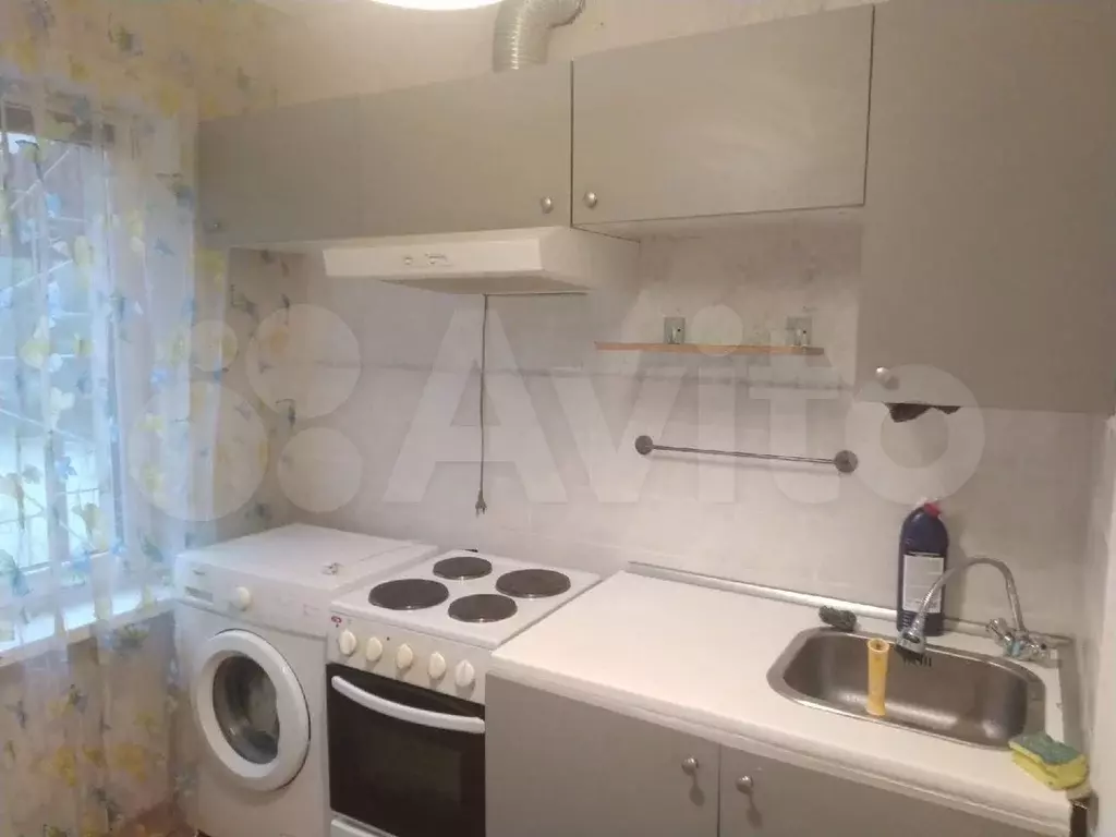 1-к. квартира, 30 м, 1/9 эт. - Фото 0
