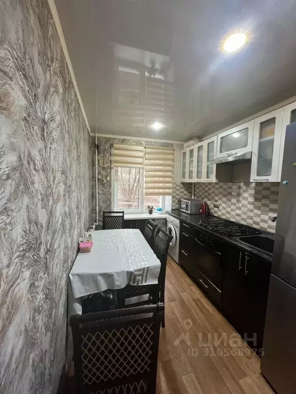1-к кв. Волгоградская область, Волгоград ул. Маршала Еременко, 110 ... - Фото 0