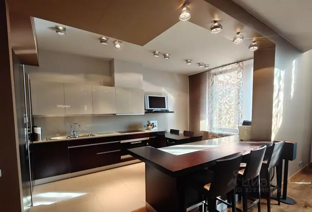 5-к кв. Москва Ленинский просп., 106К1 (297.0 м) - Фото 0