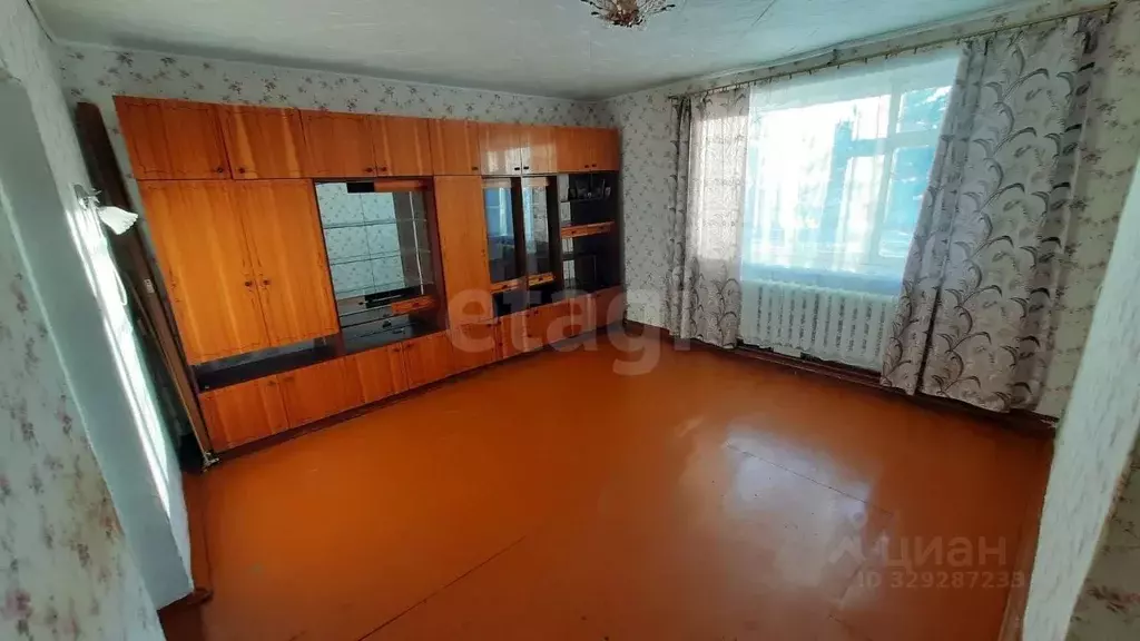 3-к кв. Вологодская область, Вожега рп ул. Октябрьская, 65А (62.5 м) - Фото 1