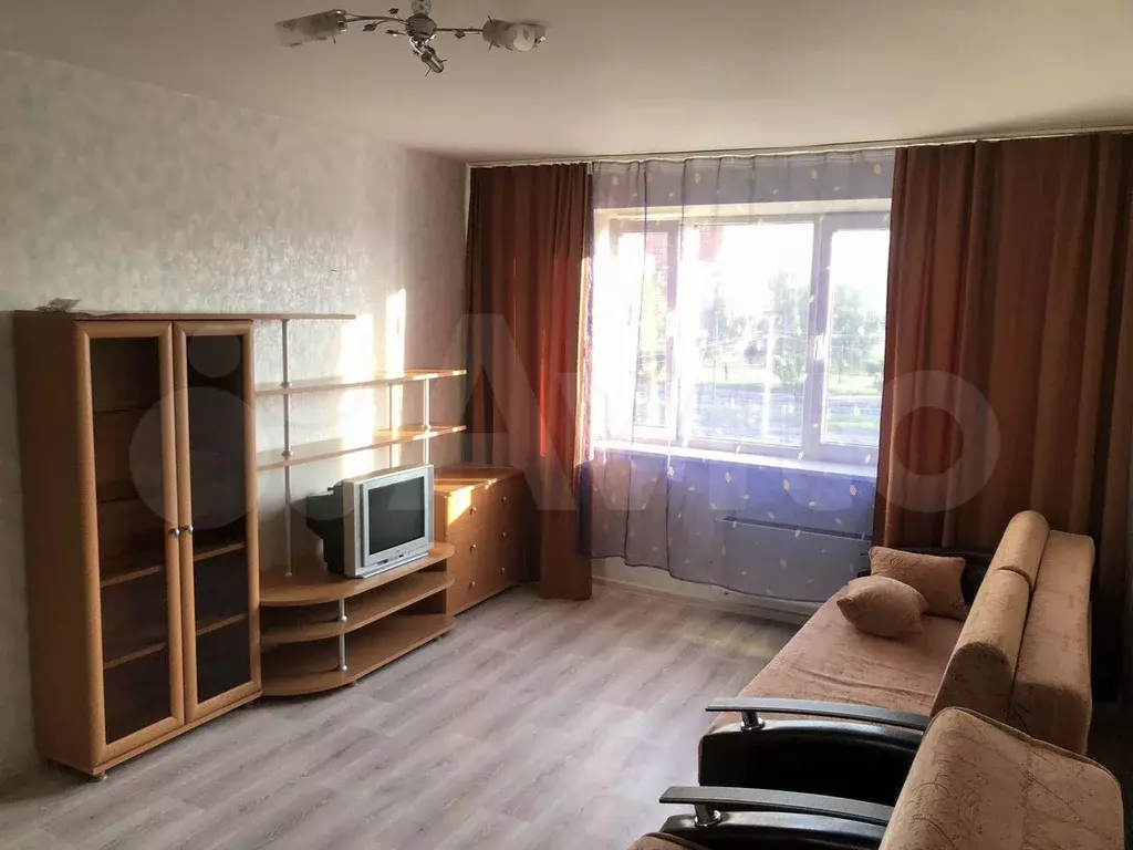 1-к. квартира, 40 м, 3/10 эт. - Фото 1